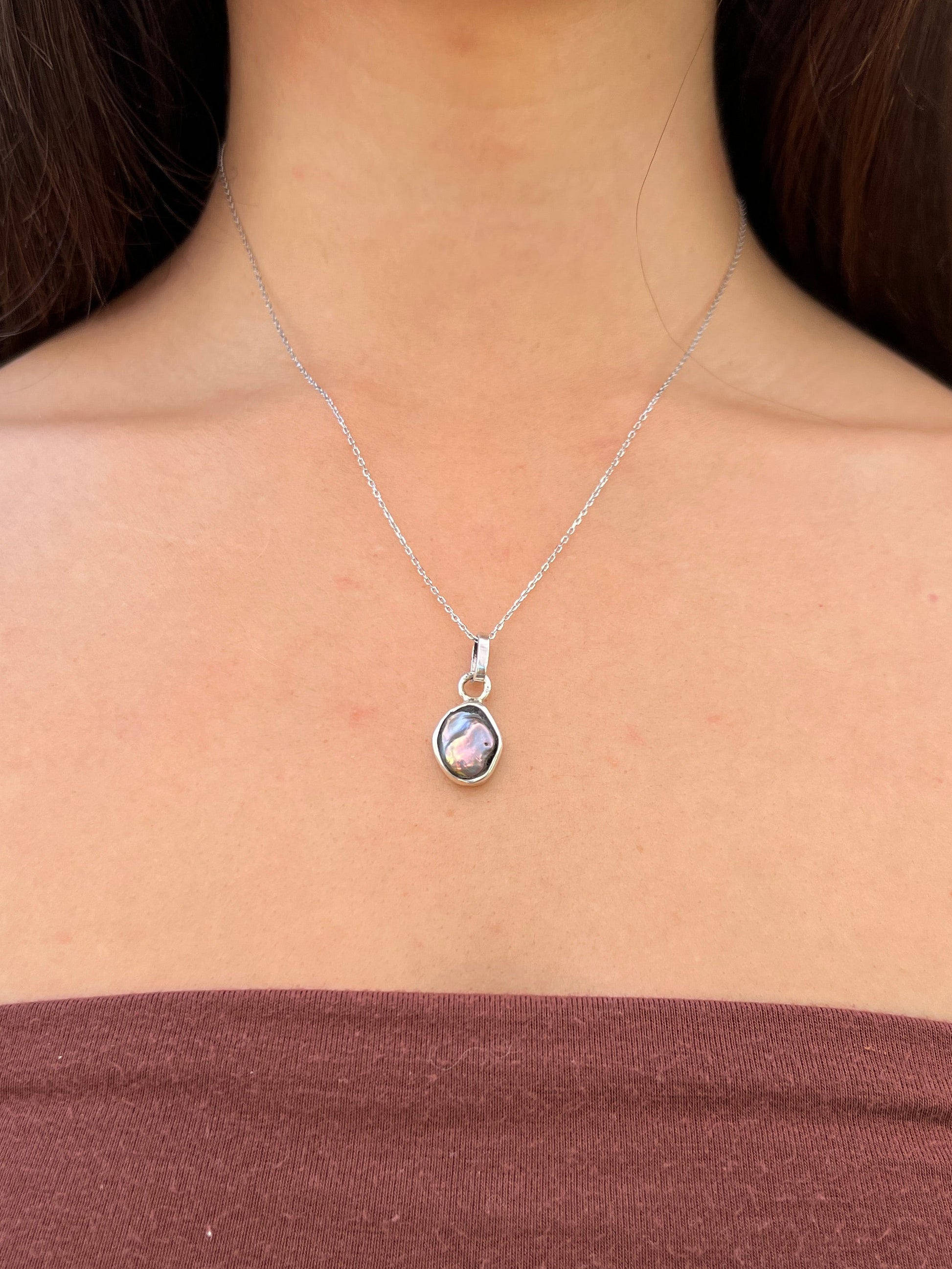 Pearl Sterling Silver Necklace Round Close up