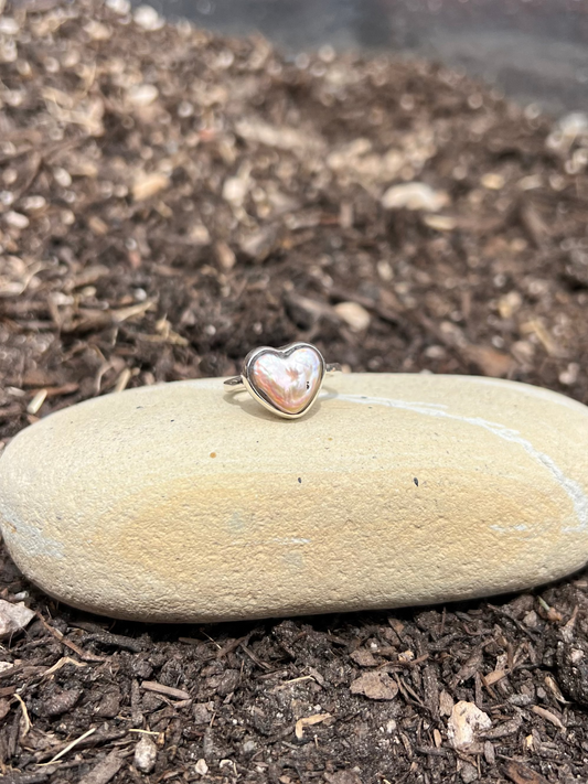 Dainty Heart Pearl Ring - Size 7