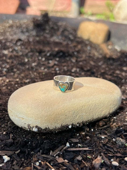 Turquoise Heart Silver Band - Size 7.5